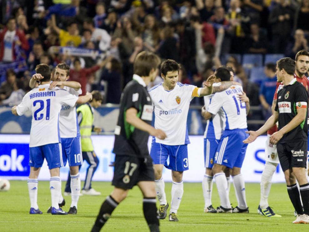 Los jugadores, satisfechos tras la victoria