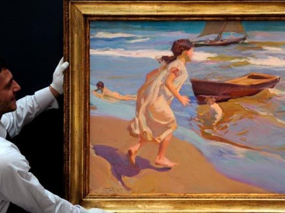 'Niña entrando en el baño' un cuadro de Sorolla