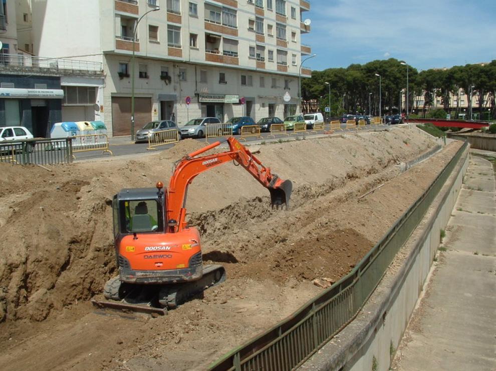 En la imagen, vemos el comienzo de las obras de adecuación de la acera