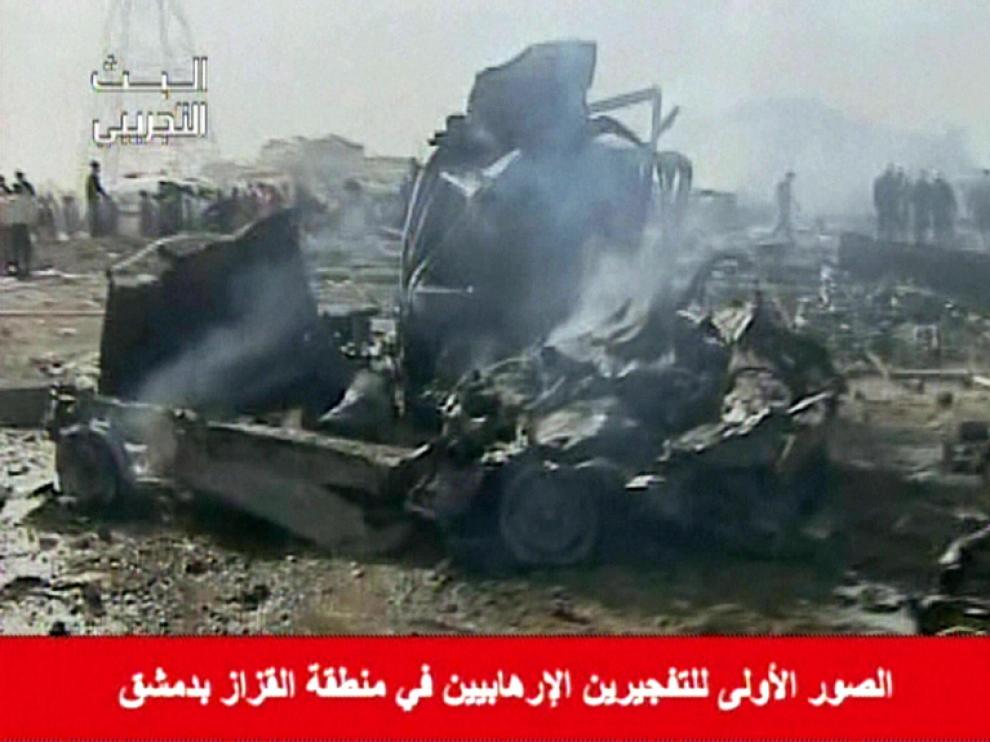 Imagen difundida por la televisión siria que muestra las consecuencias de una de las explosiones