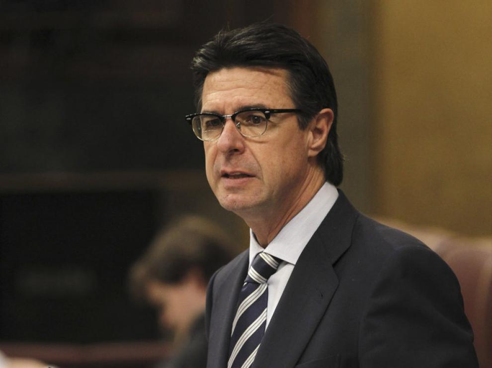 El ministro de Industria