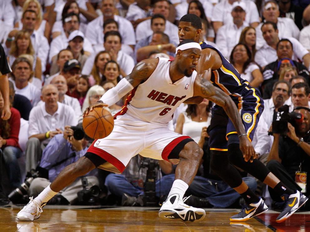 Lebron James volvió a ser decisivo