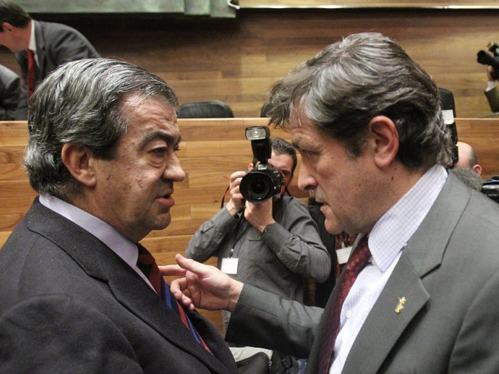 Álvarez Cascos (i) junto a Javier Fernánde, nuevo presidente asturiano