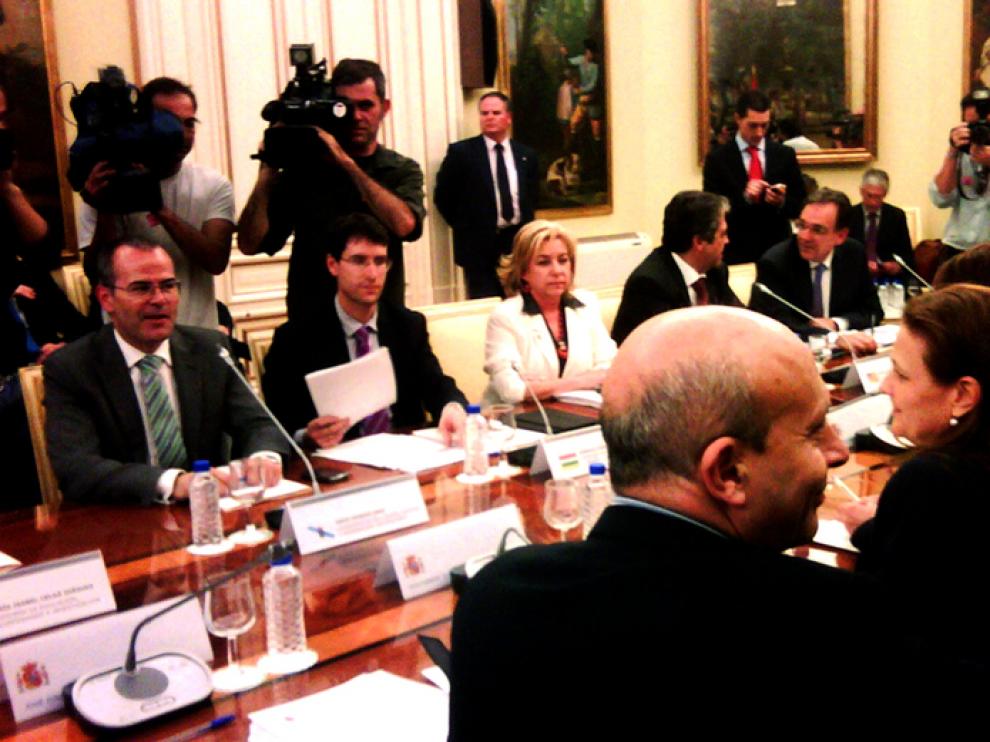 La consejera de Educación en la reunión con Wert en Madrid