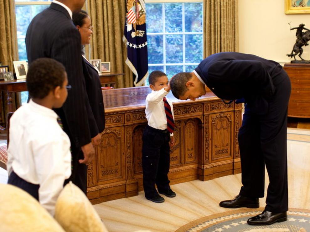 Un niño de cinco años pide tocar el pelo de Obama
