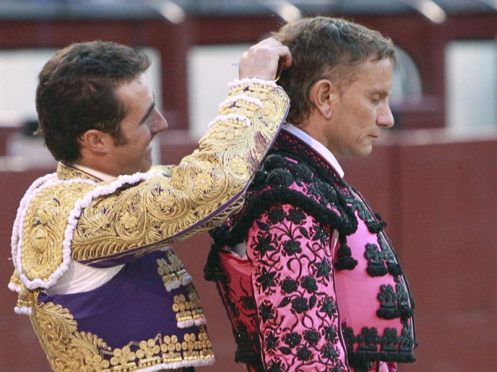 Julio Aparicio se cortó la coleta en Las Ventas