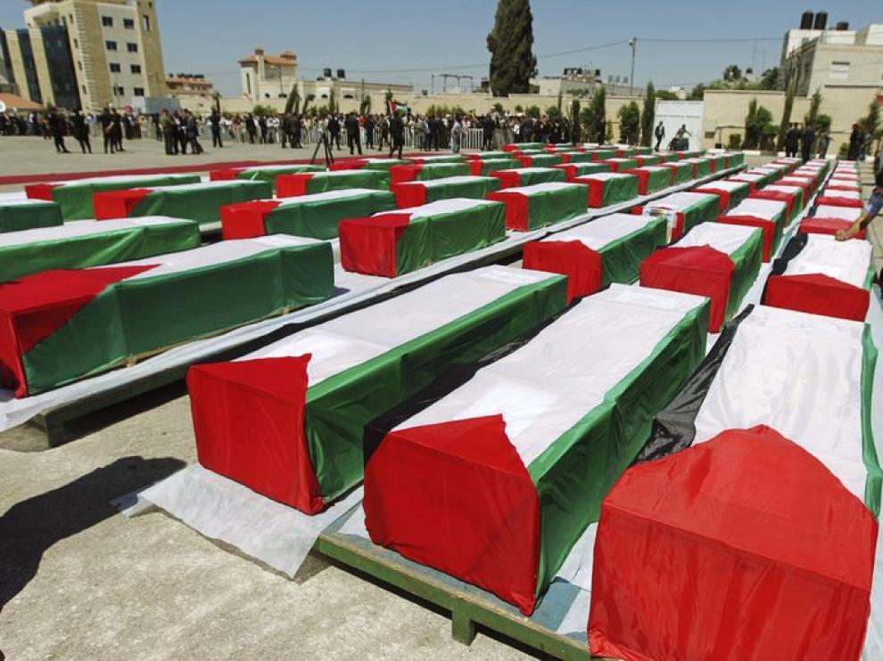 Ceremonia en honor a los fallecidos