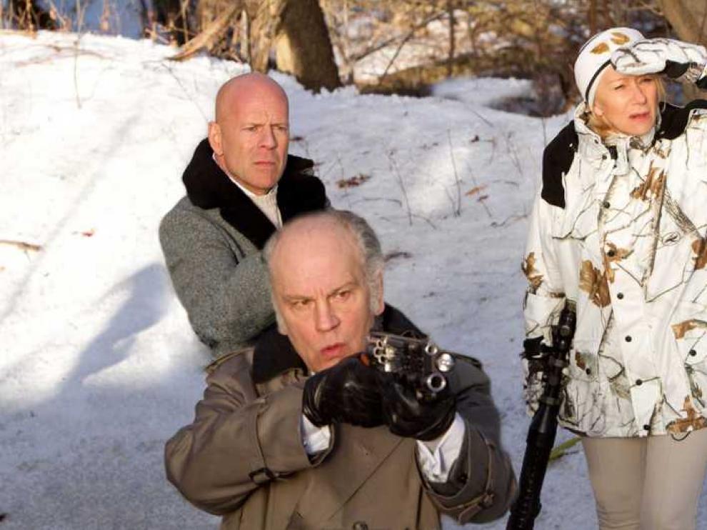 Bruce Willis, John Malkovich y Helen Mirren guardan secretos de la CIA en "Red"