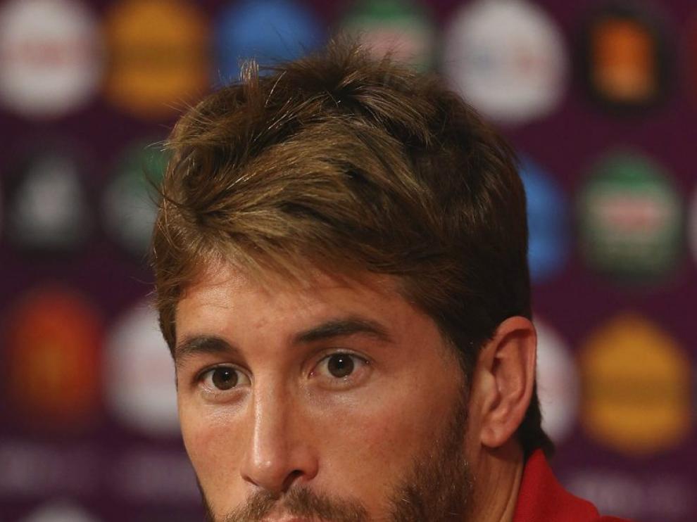 Sergio Ramos asegura que Benzema "cualquier segundo que te despistas te hace gol".