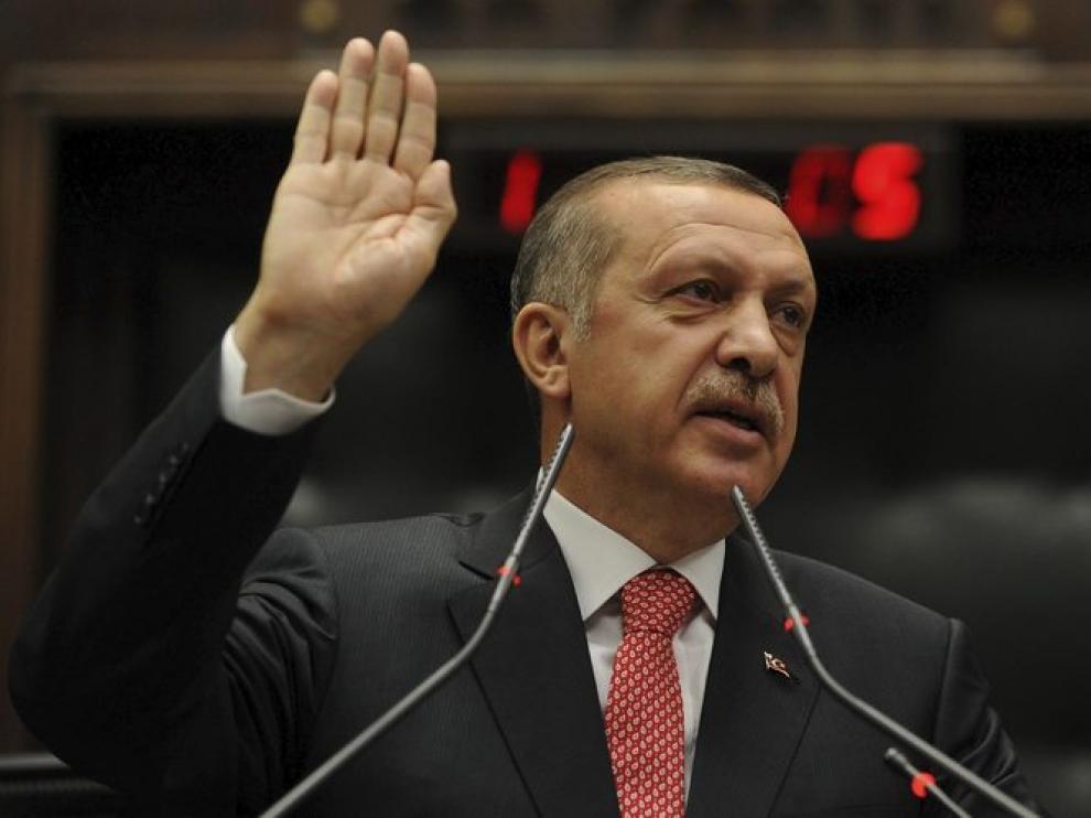 La defensa pidió la absolución, señalando que las consignas no pretendían ofender personalmente a Erdogan.