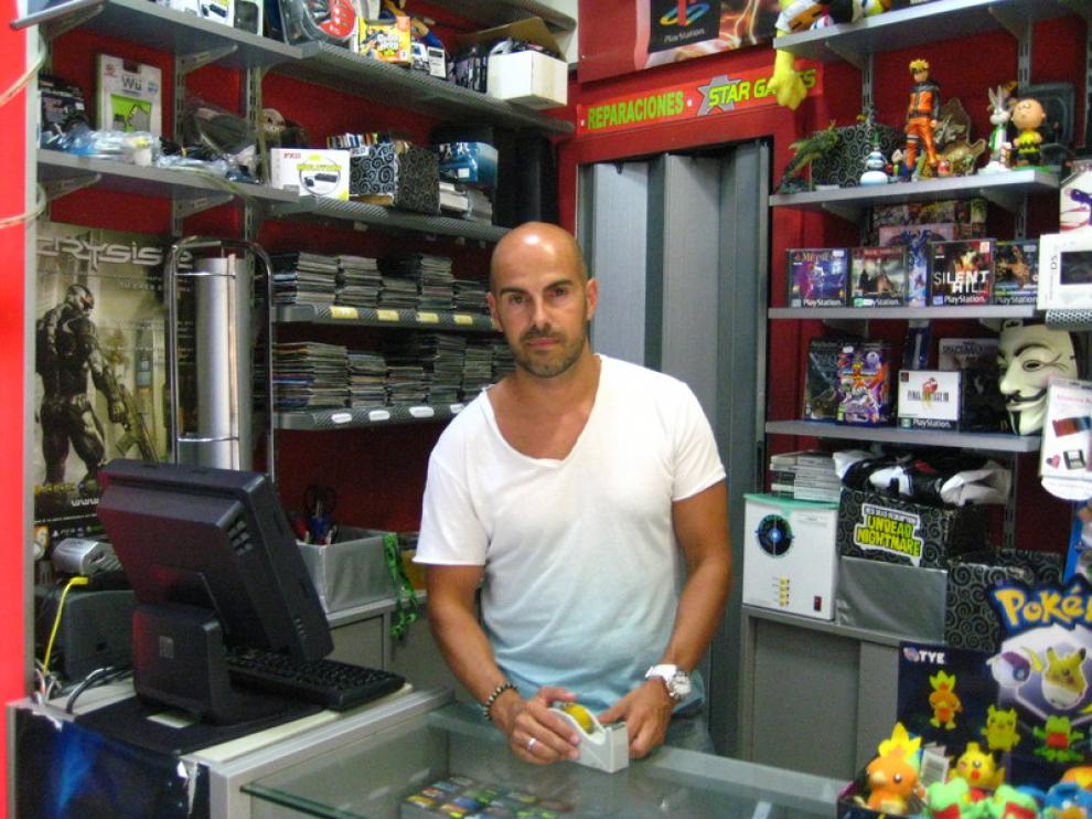 Sergio Jiménez, dueño de Star Games