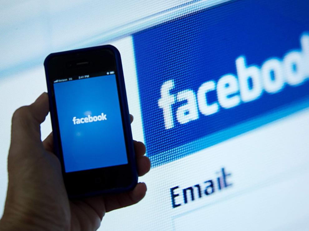 Facebook ha anunciado que va a seguir apostando por la tecnología móvil.