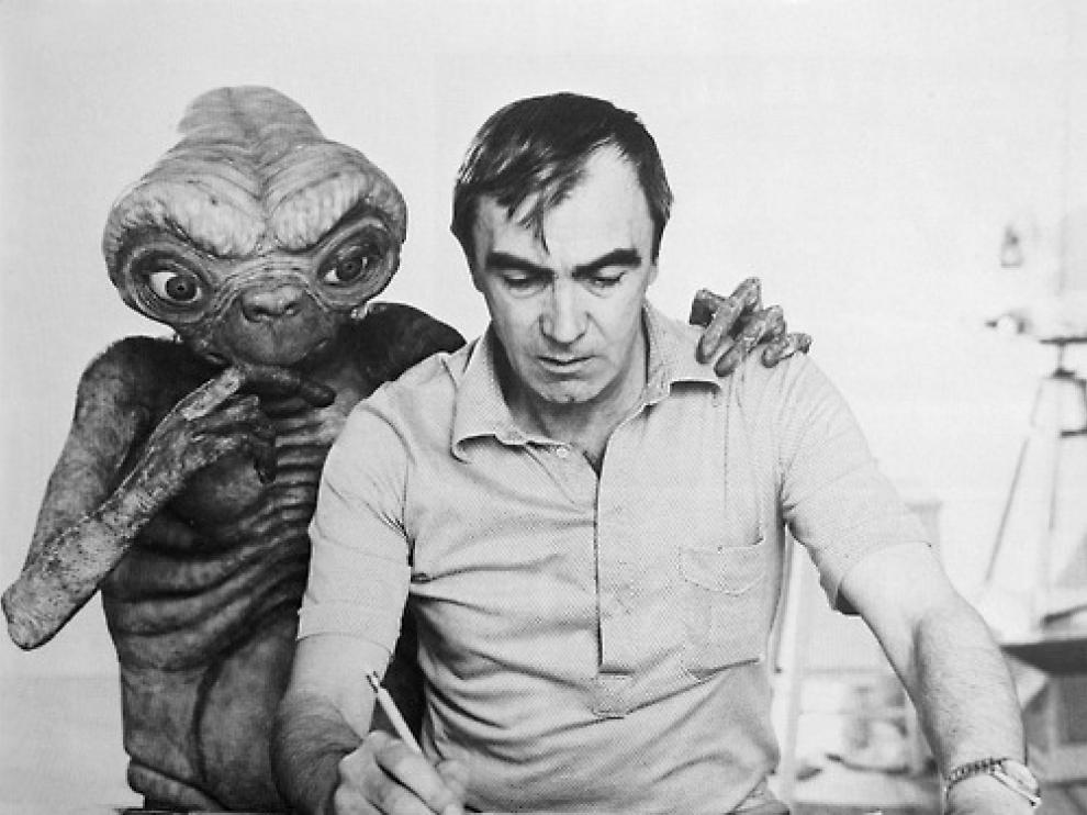 E.T junto a Carlo