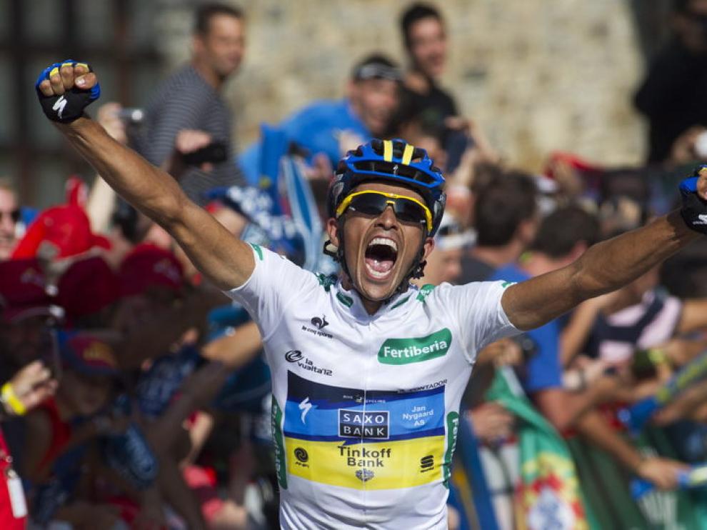 Alberto Contador al entrar en meta