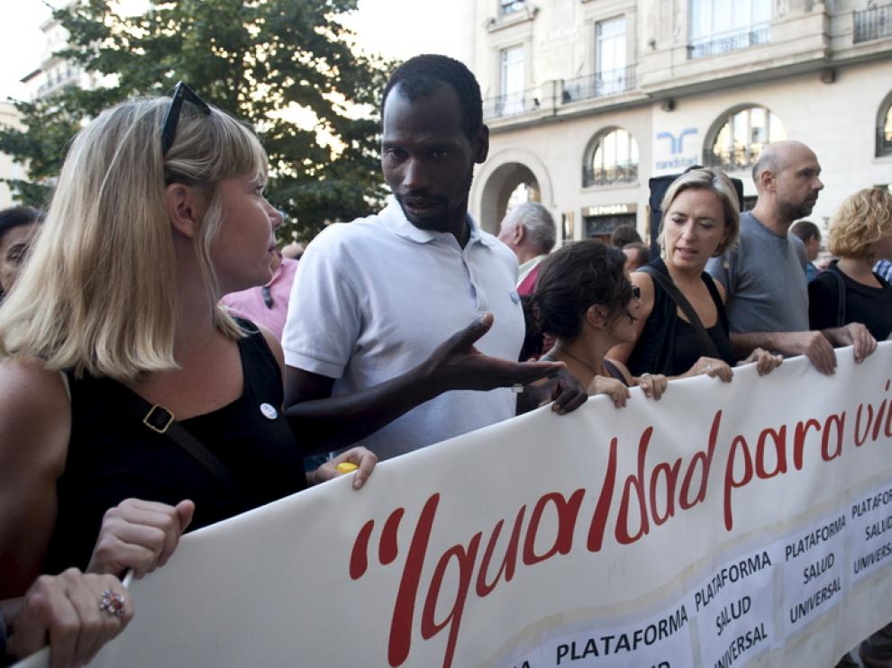 Más de 300 personas se concentraron ayer en Zaragoza