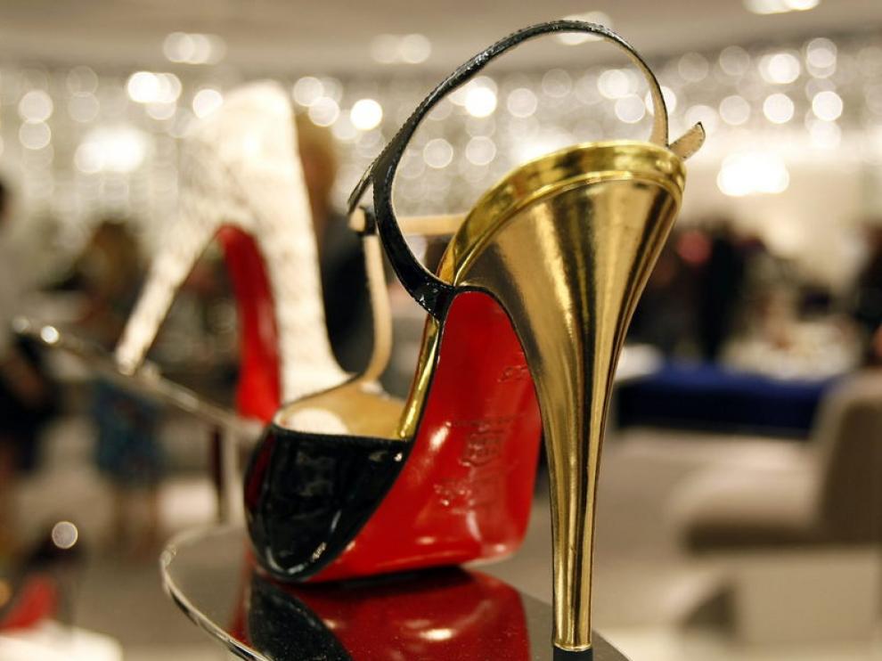 Zapatos del diseñador francés Louboutin