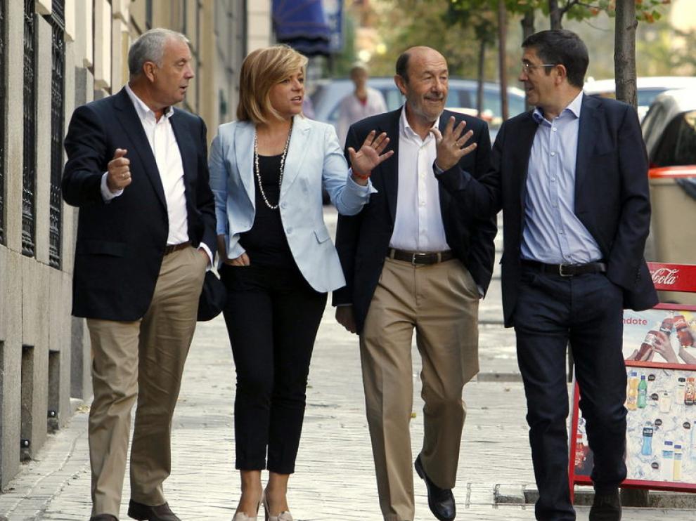 De izquierda a derecha: Pachi Vázquez, Elena Valenciano, Alfredo Pérez Rubalcaba y Patxi López