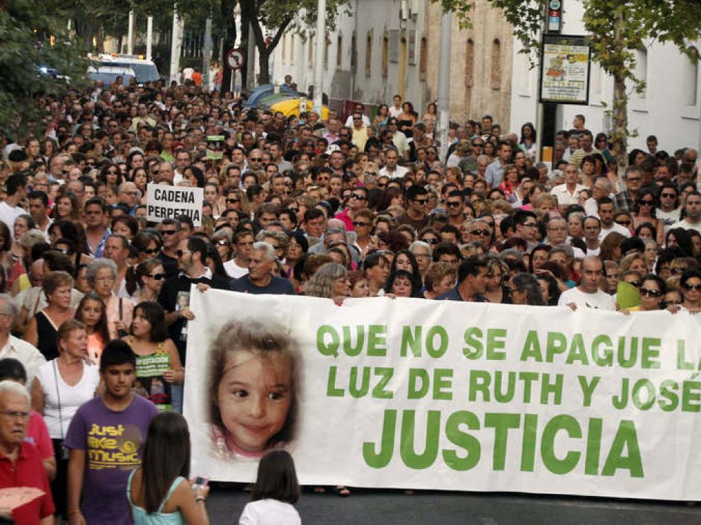 Manifestación en Córdoba por los niños Ruth y José