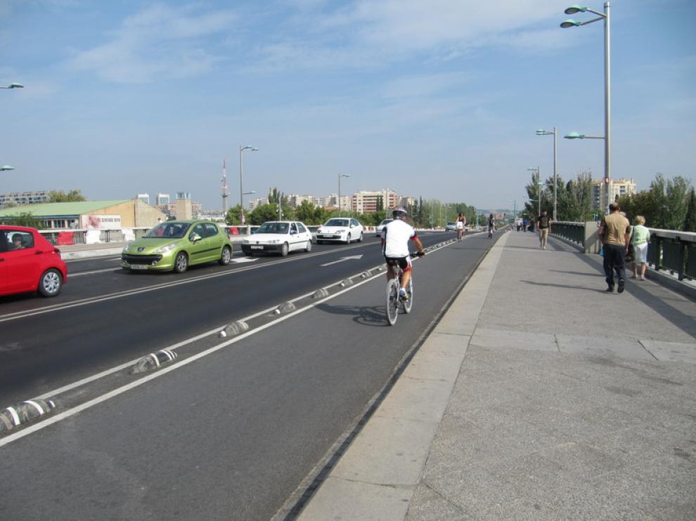 Carril bici del puente de Santiago