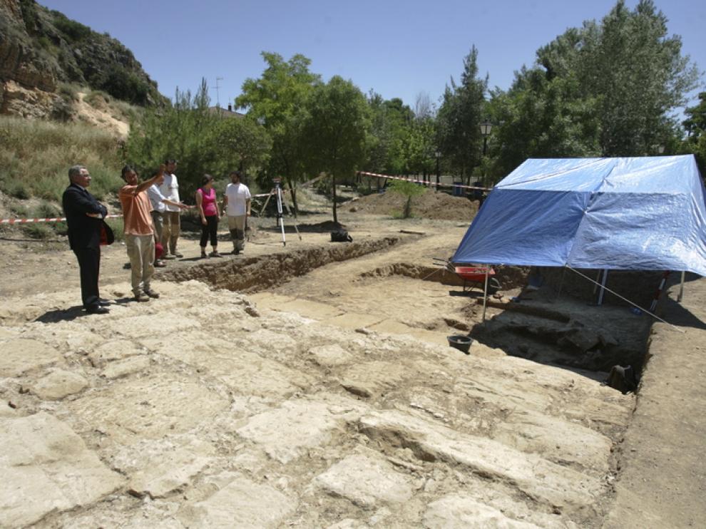 Excavaciones arqueológicas en la presa de Muel