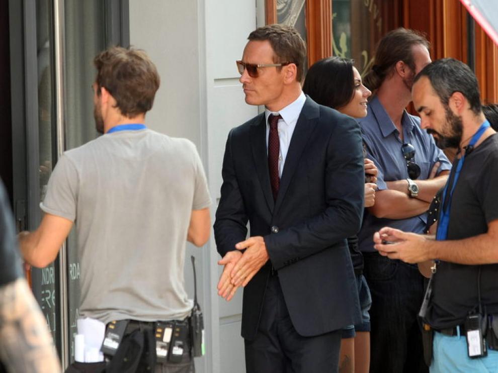 El actor Michael Fassbender se prepara para una escena de la película