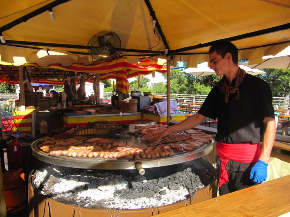 Carne a la brasa en el paseo de Echegaray
