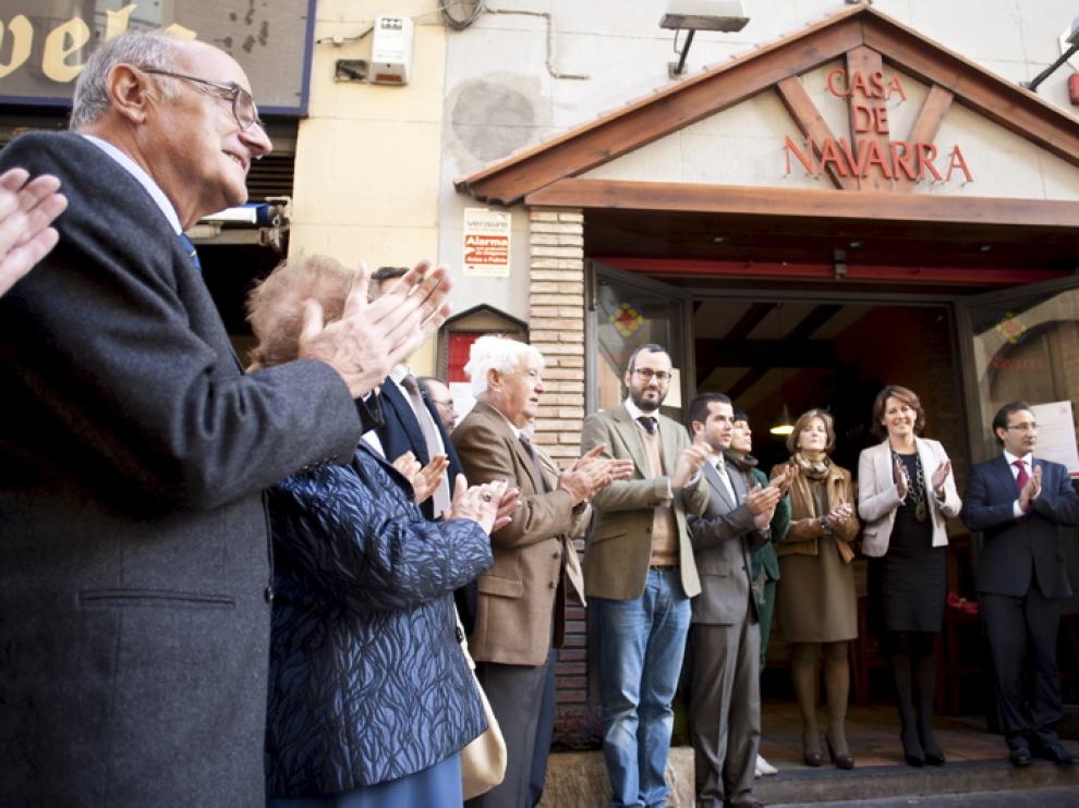 Barcina ha visitado la Casa de Navarra en su 50 aniversario