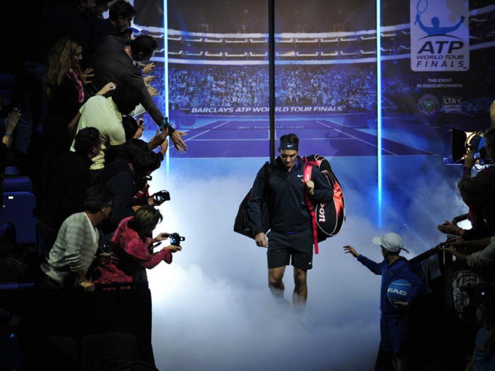 Federer antes de jugar contra Murray