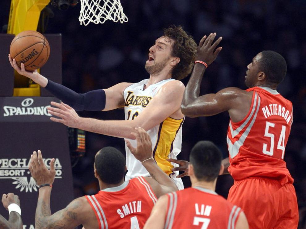 Gasol es el décimo jugador no americano que consigue esta marca