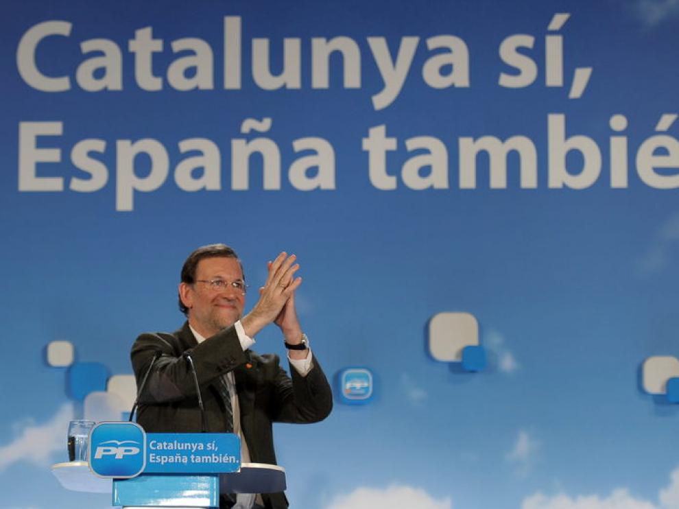 Rajoy mostró su apoyo a Sánchez-Camacho
