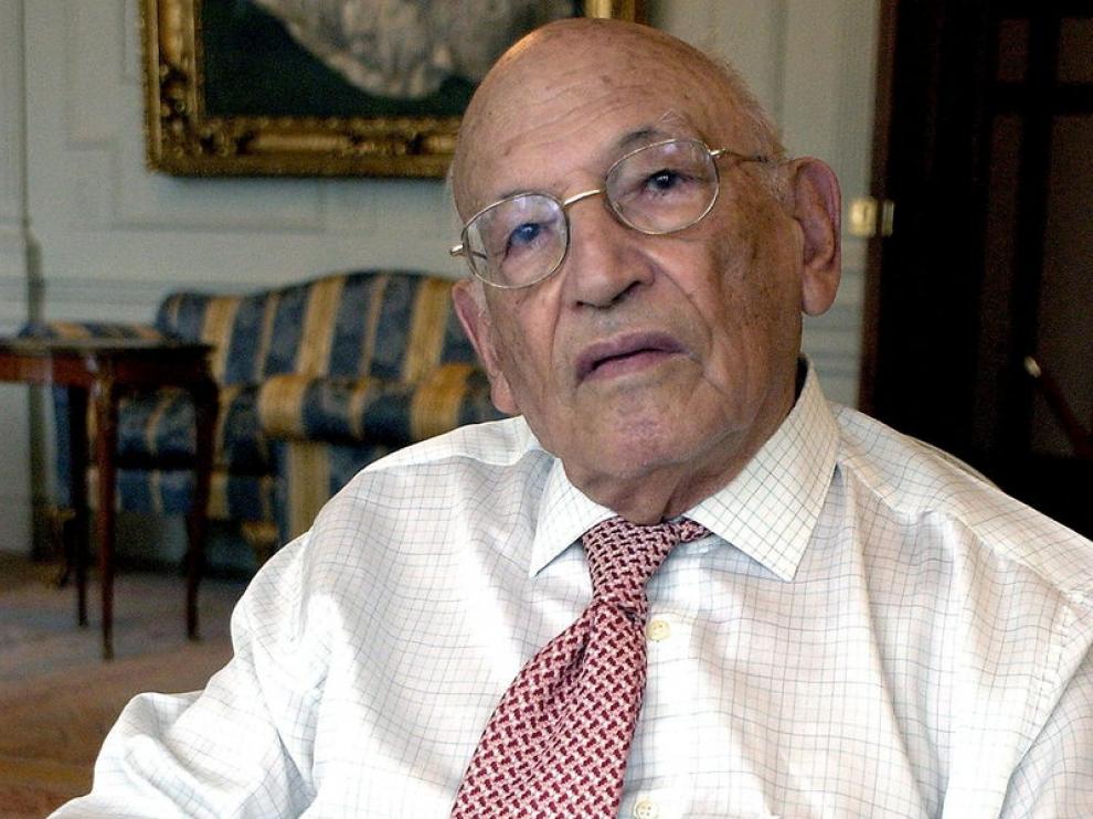 Francisco Rodriguez Adrados, Premio Nacional de las Letras Españolas