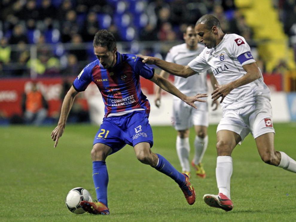 El Levante espera rival de la eliminatoria entre Real Zaragoza y Granada