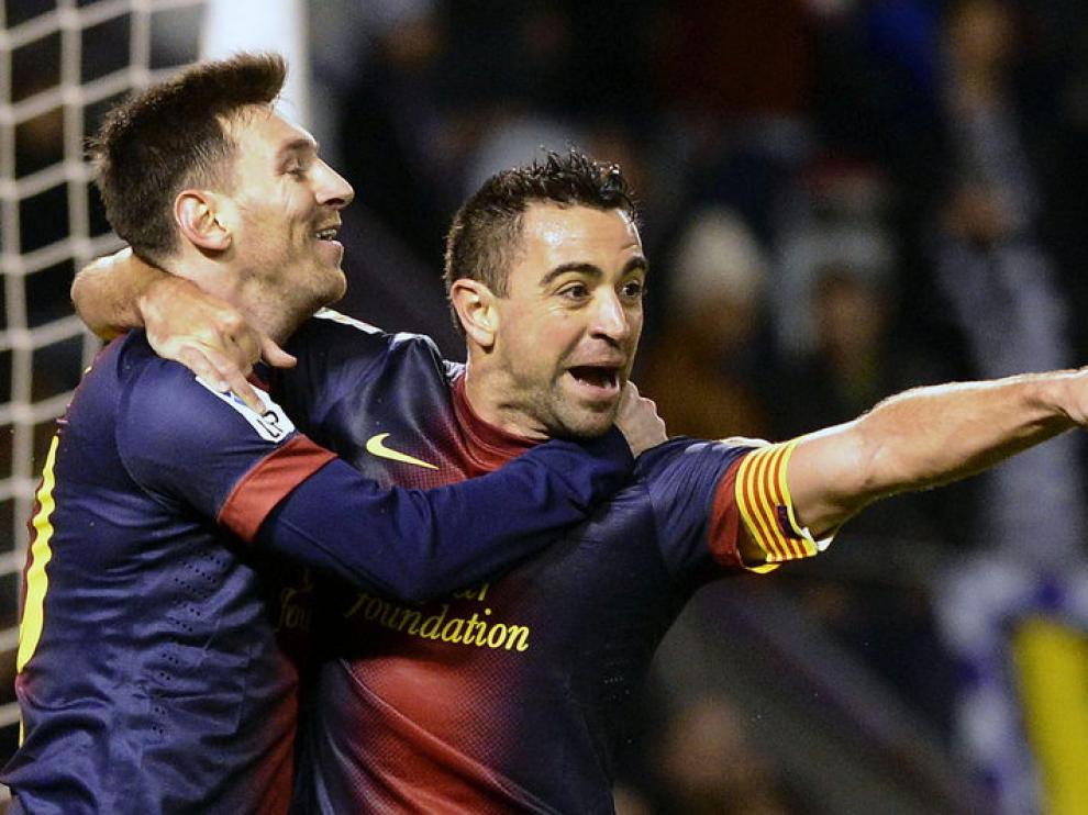 Xavi abrió la lata a pase de Alba