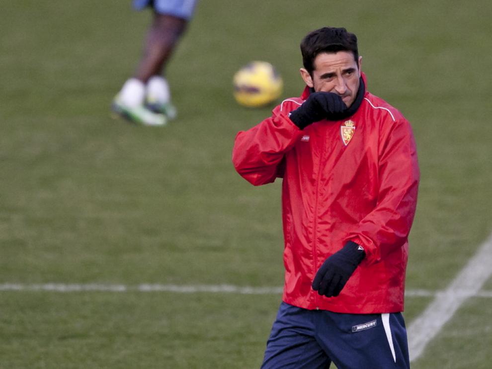 Manolo Jiménez, técnico del R. Zaragoza, en la Ciudad Deportiva