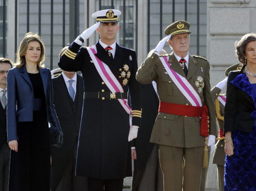 Los Reyes de España y los Príncipes de Asturias en una imagen de archivo