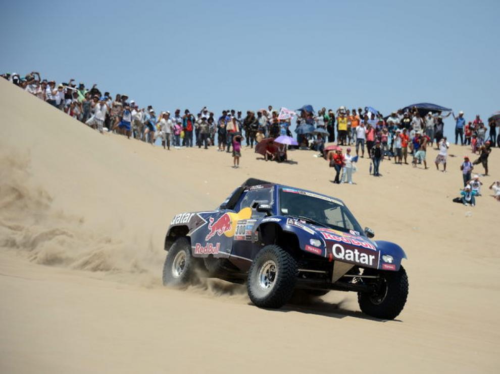 Carlos Sainz, durante la segunda etapa del Dakar