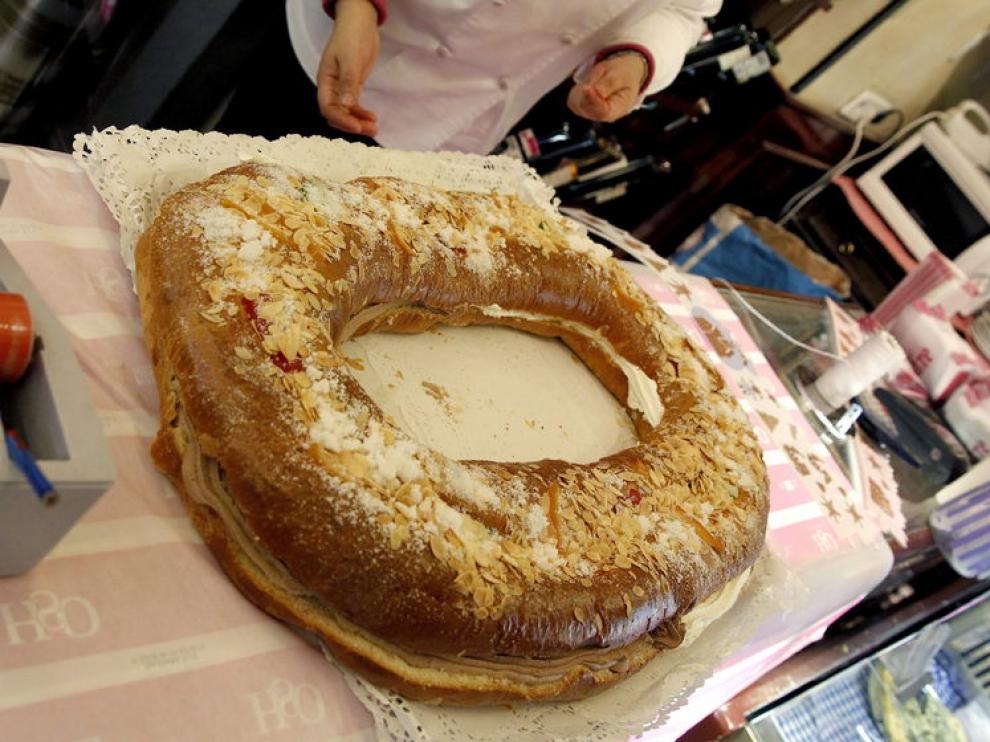 El roscón es uno de los dulces típicos de la Navidad