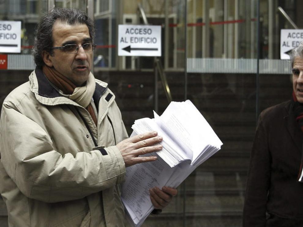 Presentación de la renuncia de los directivos por la privatización