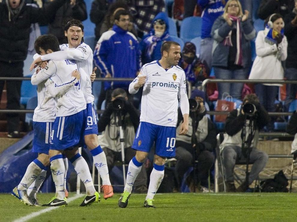Imágenes del encuentro de octavos de final de la Copa del Rey entre el Real Zaragoza y el Levante en La Romareda.