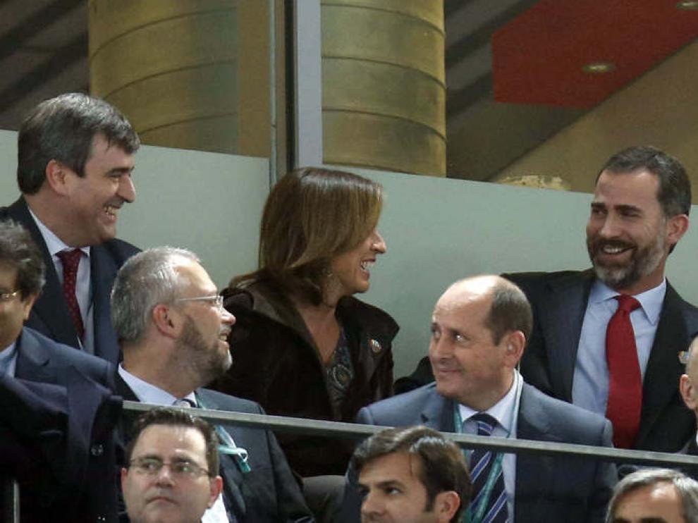 El príncipe Felipe y Ana Botella