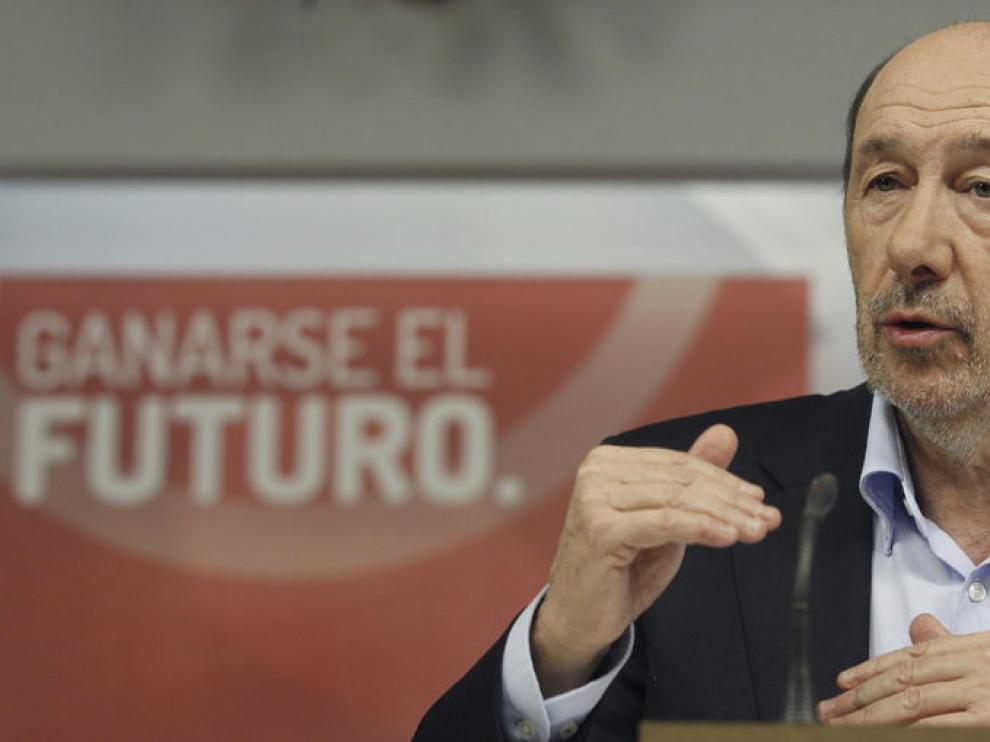 Rubalcaba ha puntualizado que el problema territorial de Cataluña no es el único