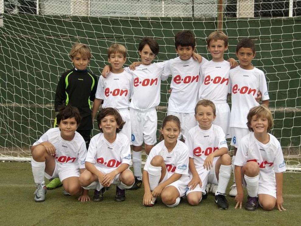 El programa "Family Football? de EON se lanzó con el objetivo de fomentar la práctica saludable del deporte