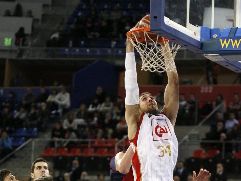 El pivot español del Caí Zaragoza Pablo Aguilar