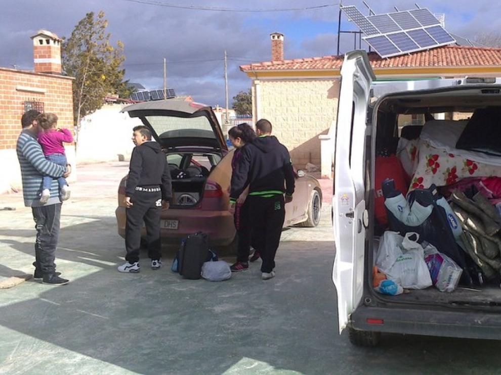 Una familia desaloja su casa en Peñaflor
