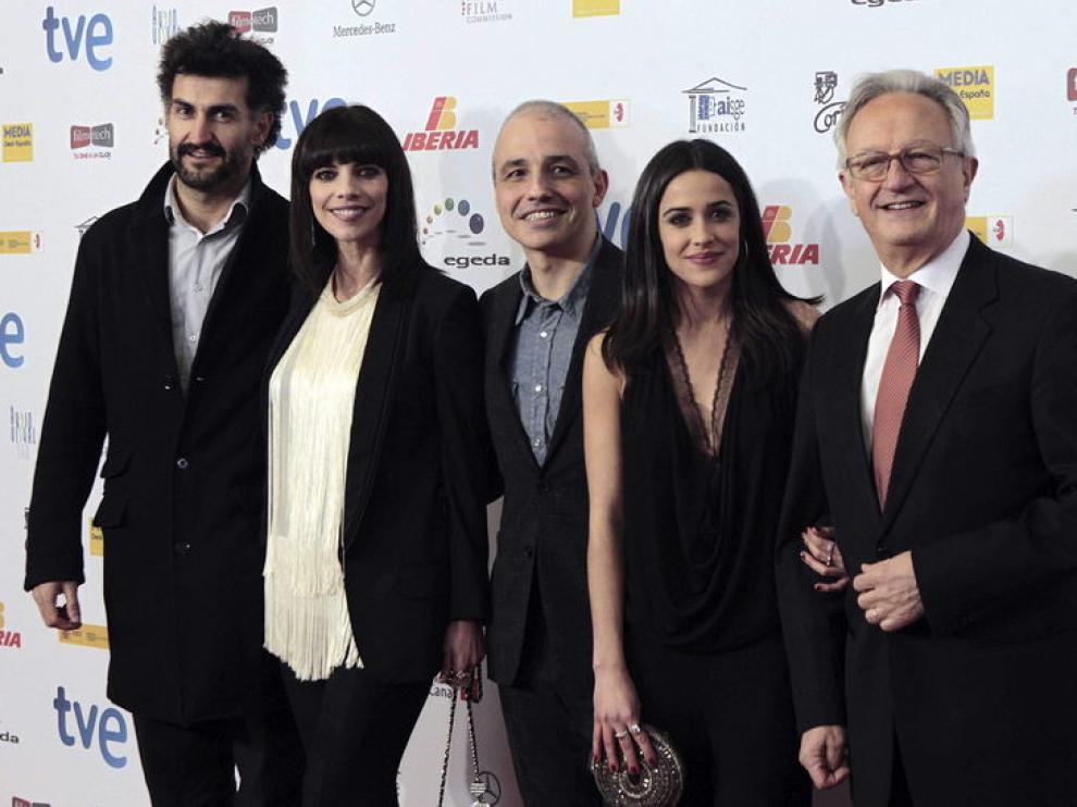 El equipo de la película 'Blancanieves', su director Pablo Berger, el producto Ibon Cormenzana, y las actrices Maribel Verdú, Macarena García