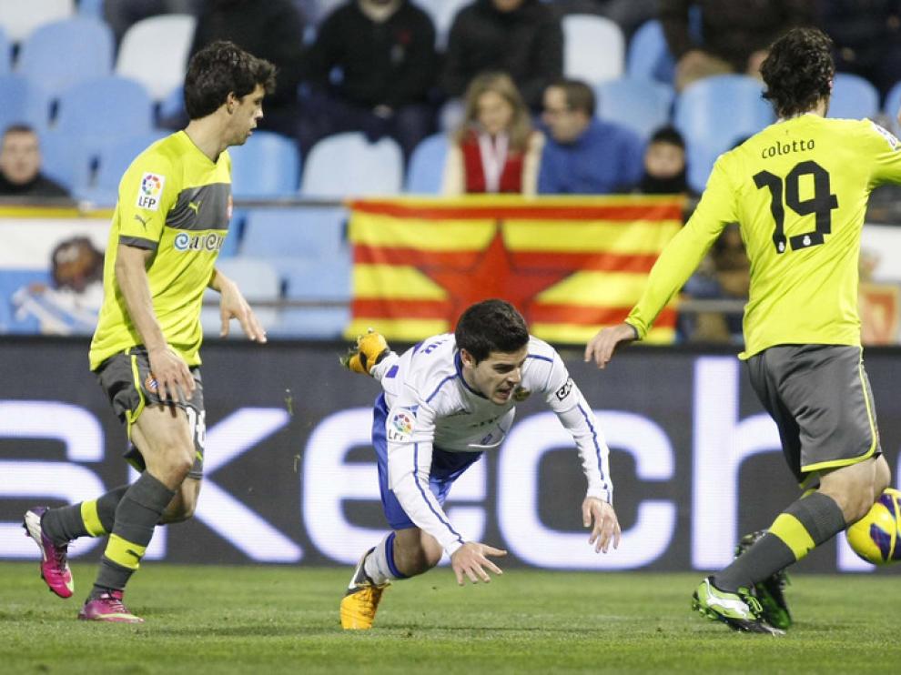 El jugador del R.Zaragoza Víctor Rodríguez, en el partido con el Espanyol