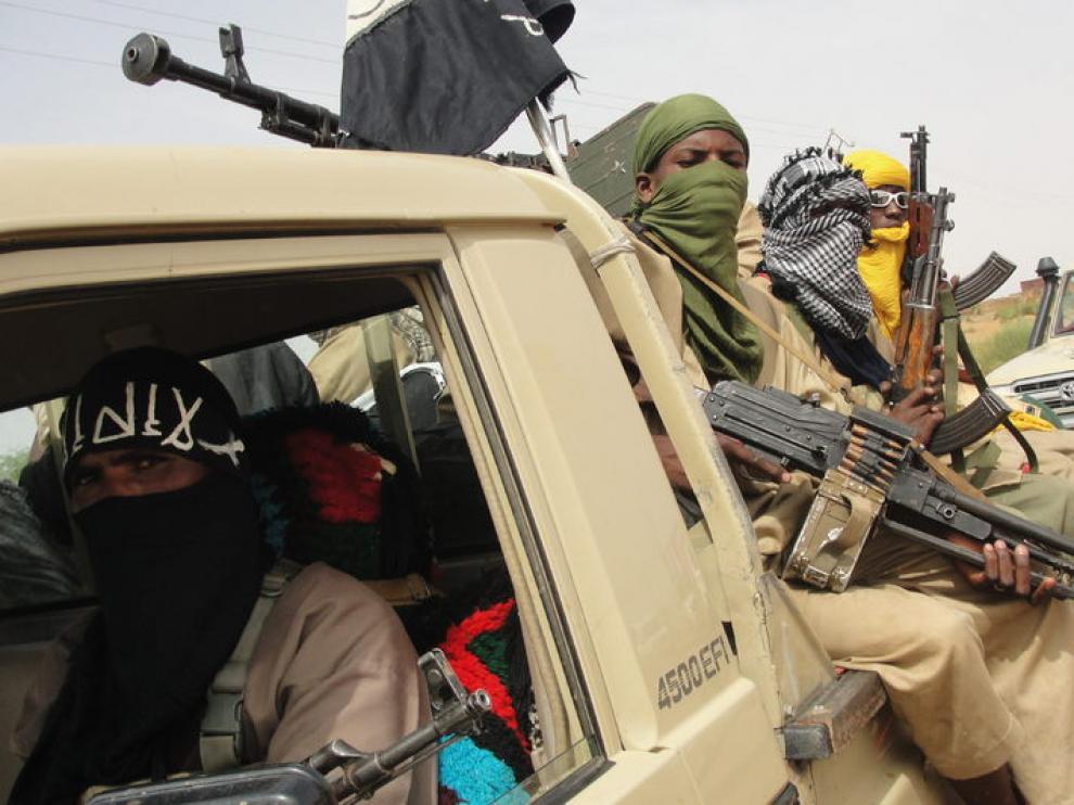 Soldados de Ansar Dine Islamist en Kidal