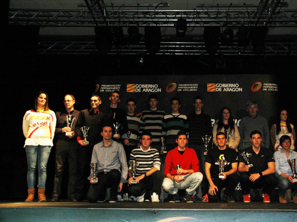También repartieron se trofeos para reconocer a los mejores corredores