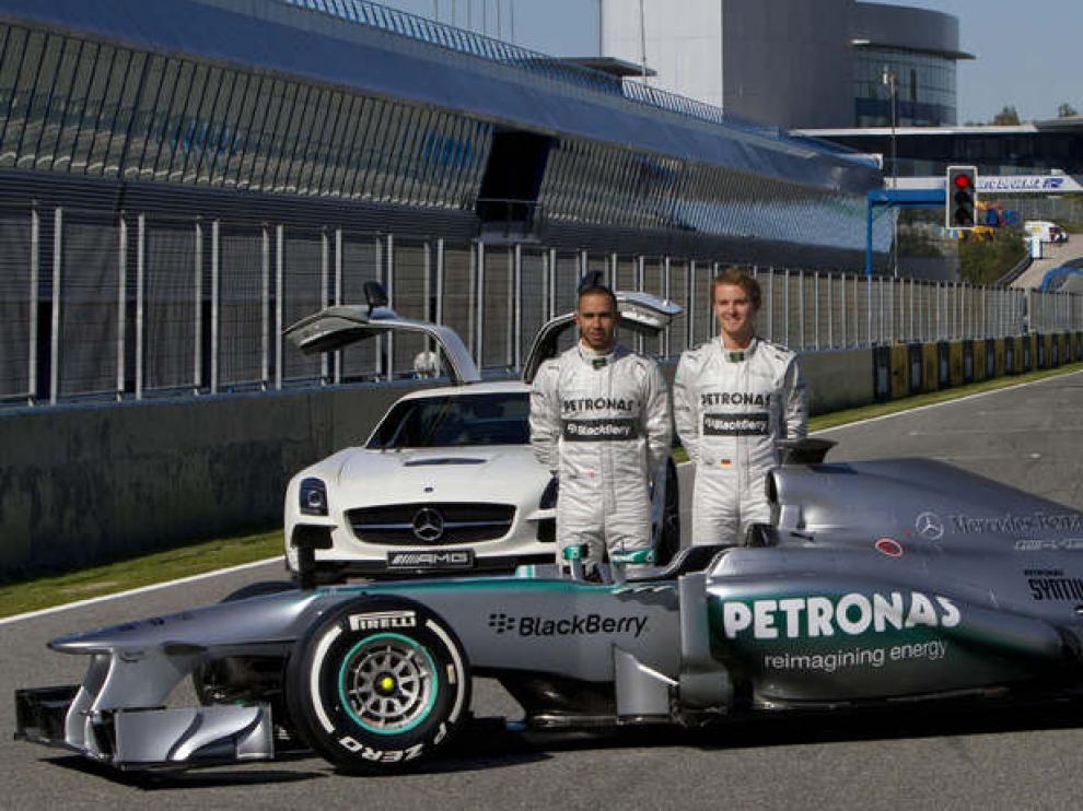 Hamilton y Rosberg, con su nuevo monoplaza