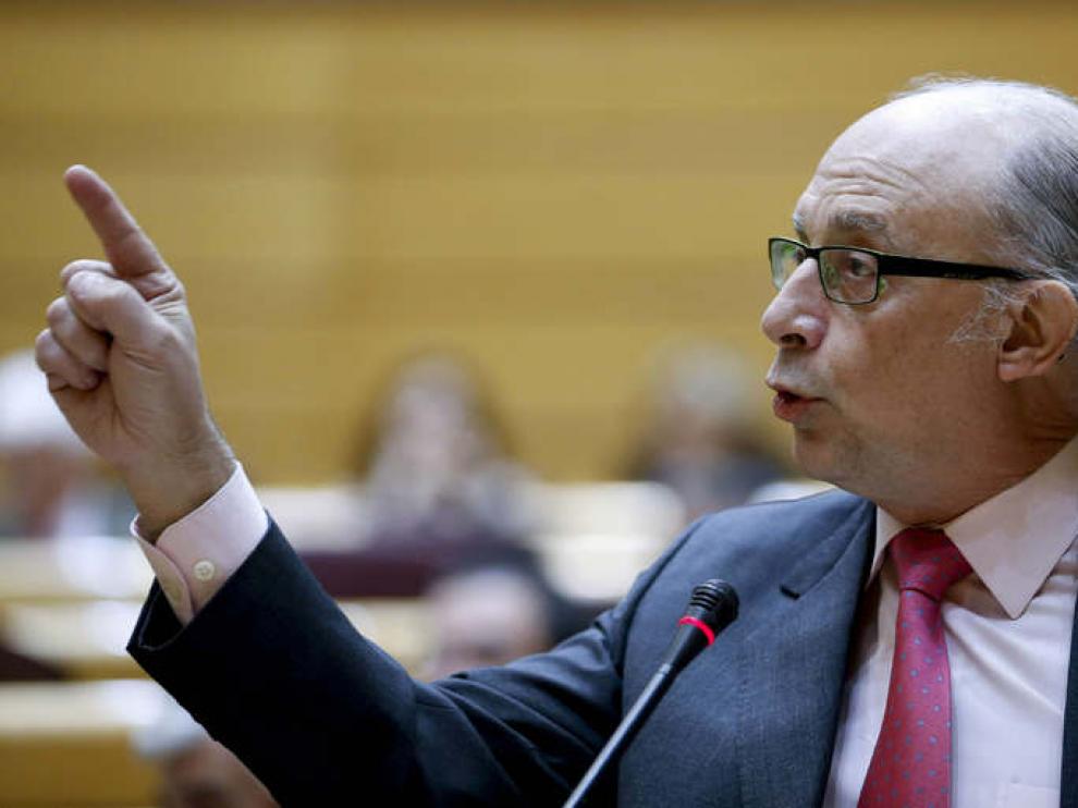 El ministro de Hacienda, Cristóbal Montoro, en la sesión de control al Gobierno.